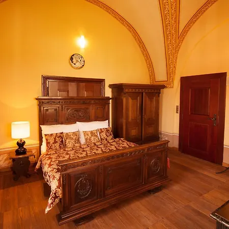 Hotel Zamek Valec