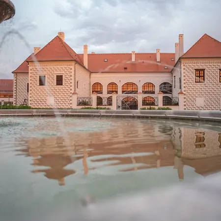 Hotel Zamek Valec