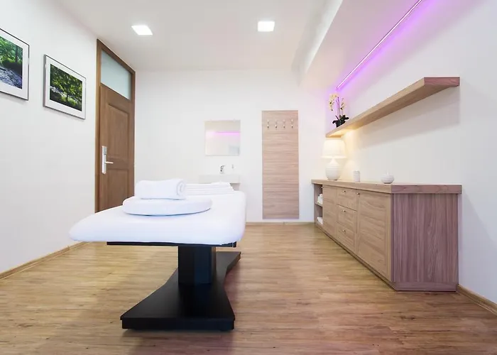 Zamek Valec Hotel 4*
