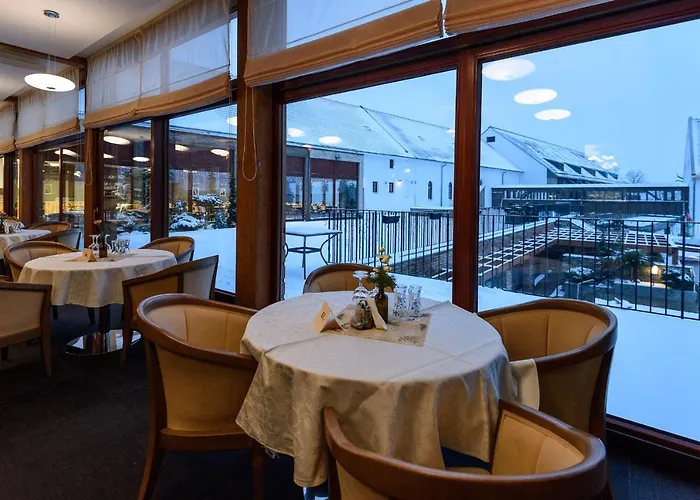 Zamek Valec Hotel